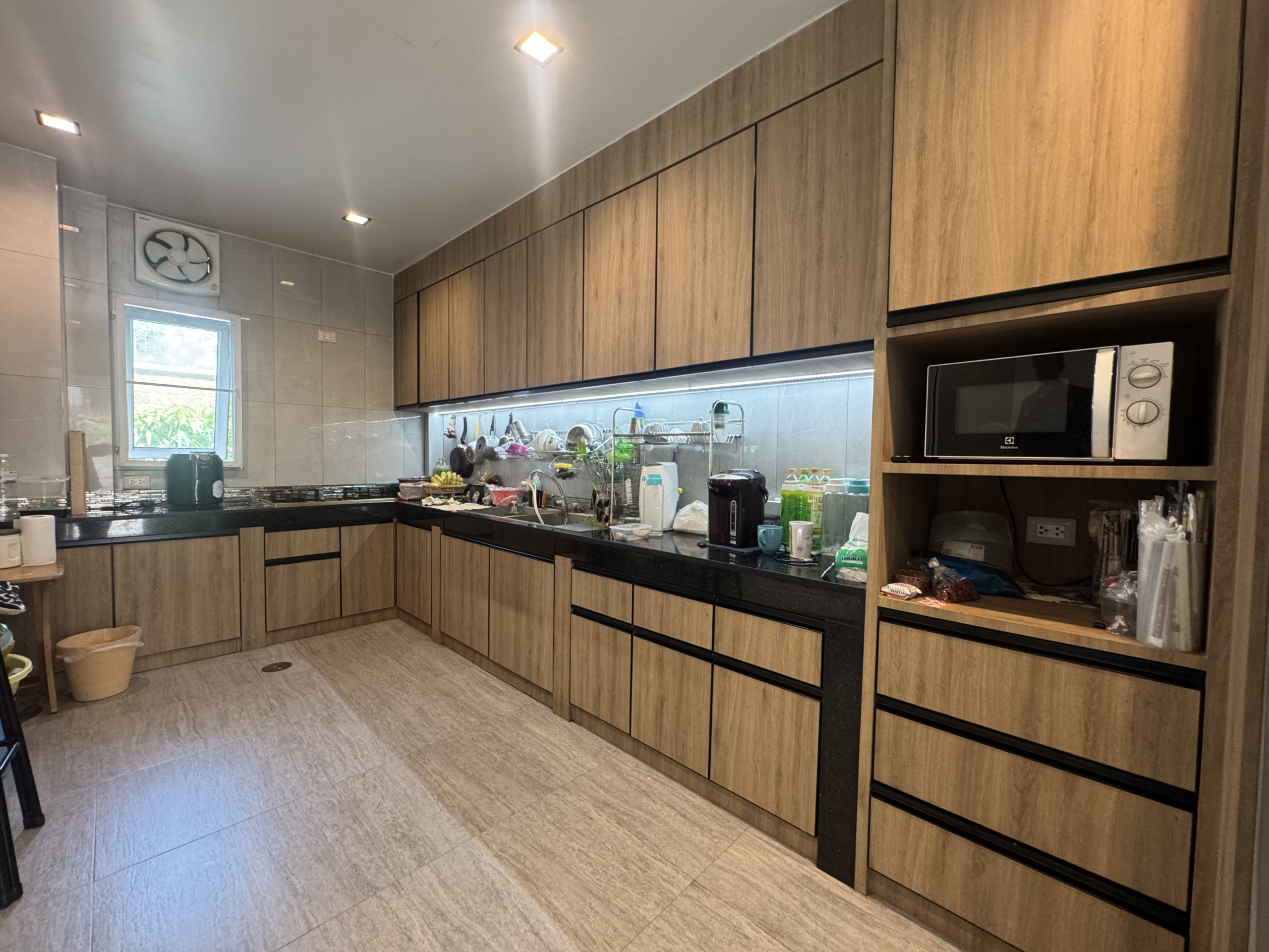 หมู่บ้านลัดดารมย์ อิลิแกนซ์ วงแหวนสาทร