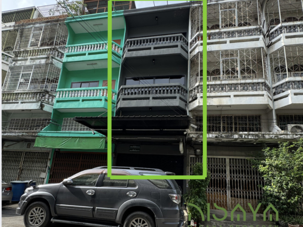 อาคารพาณิชย์ : สุขสวัสดิ์ 37/4 ติดทางลงสะพานภูมิพล