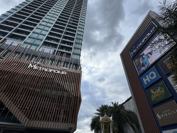 The Metropolis Samrong Interchange